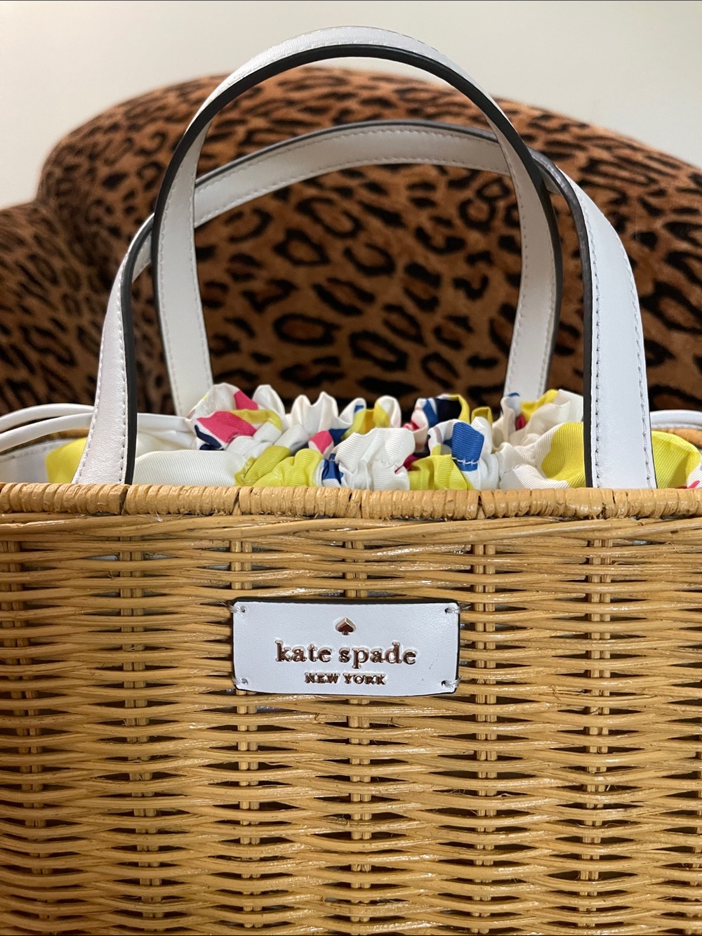Kate Spade New York Lemon Zest Satchel
Rare Novelty Item
Like new used once - Picture 2 of 7